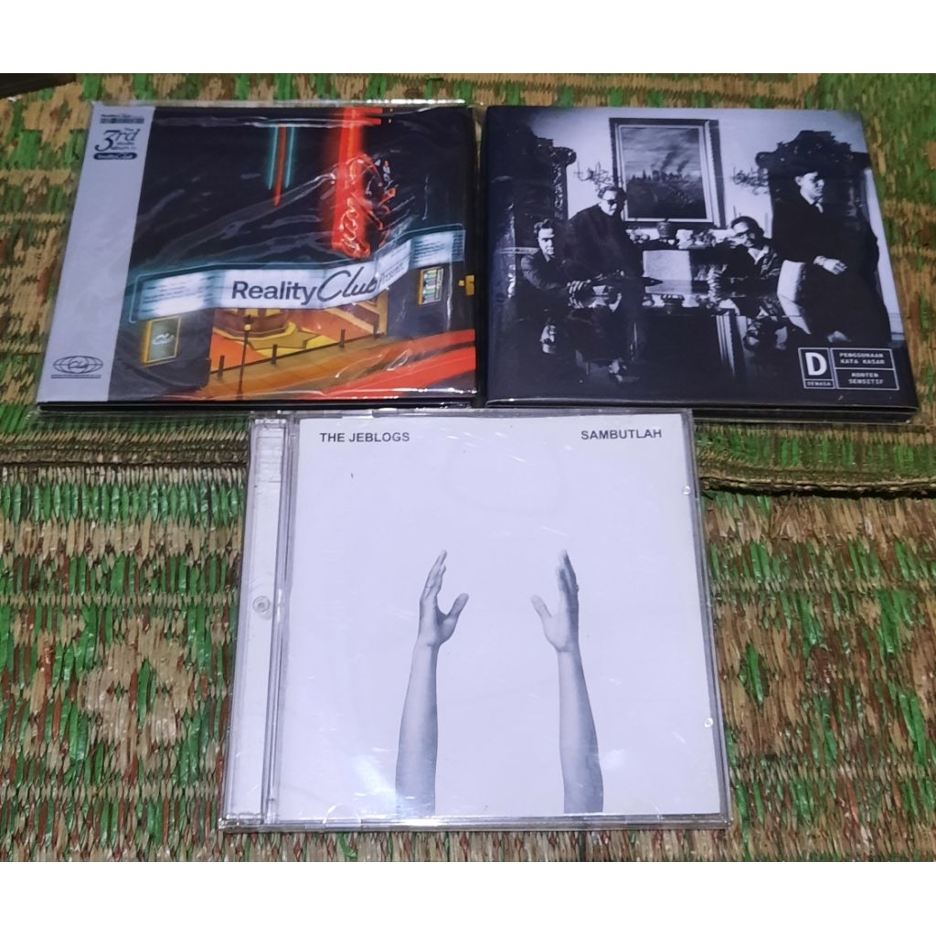 CD Reality Club, Feast, The Jeblogs