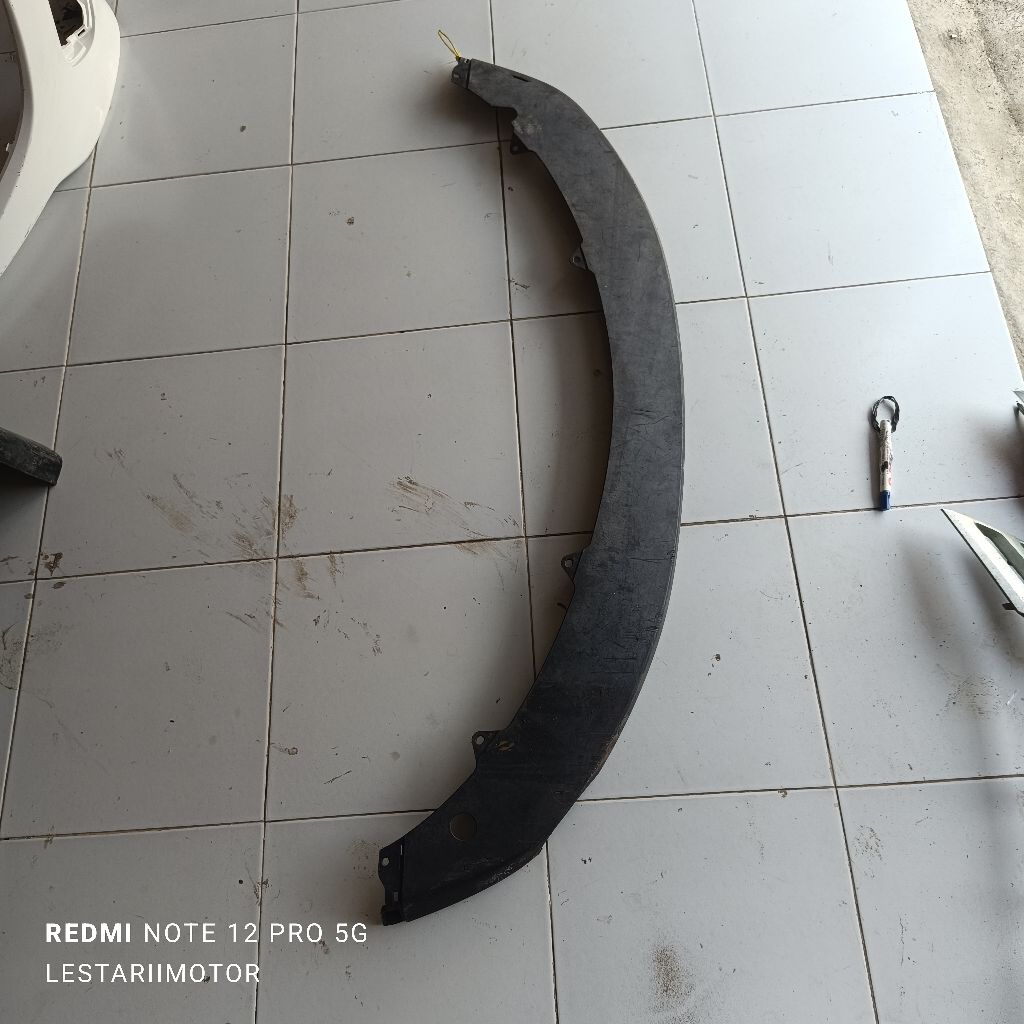 BODYKIT DIFFUSER USER DEPAN SUZUKI X OVER XOVER SX4 ORIGINAL