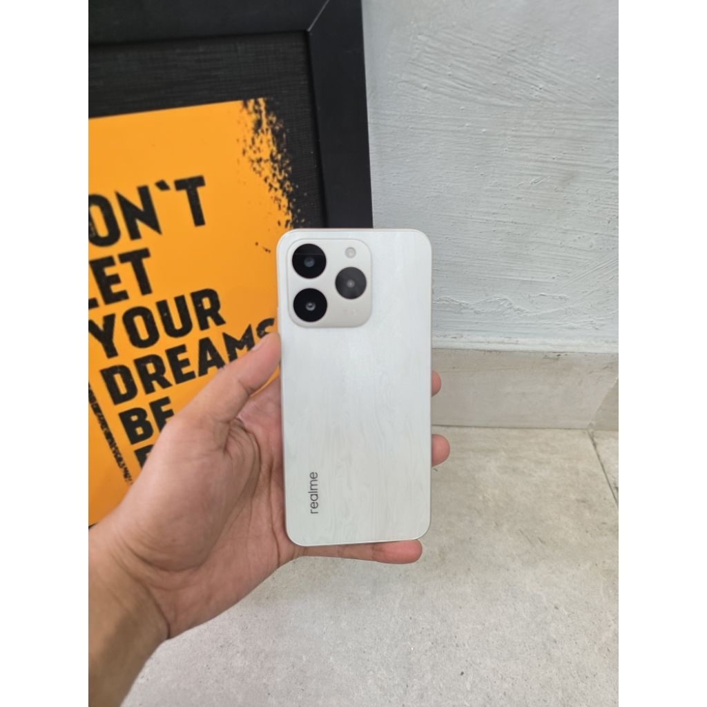 Handphone Realme 15T 5G 8/128gb Second Bekas Mulus