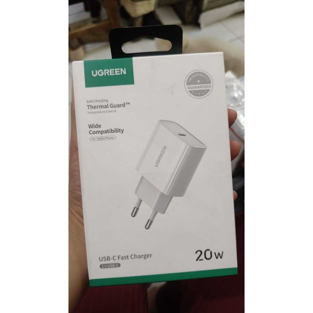 ADAPTER UGREEN 20W USB C FAST CHARGER 60450 KEPALA CAS UGREEN CD137 PD 20W