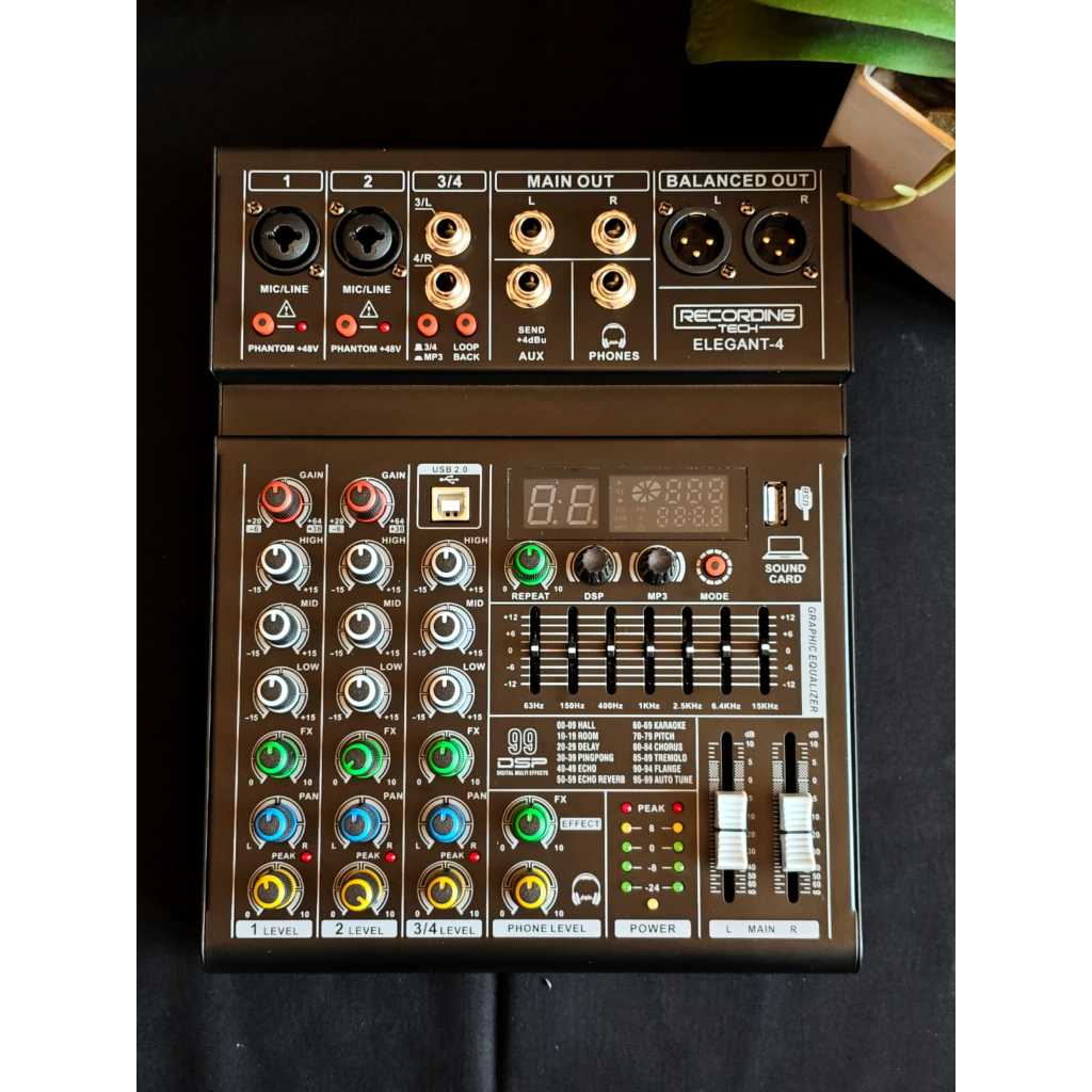 RECORDING TECH ELEGANT 4 PROFESSIONAL AUDIO MIXER