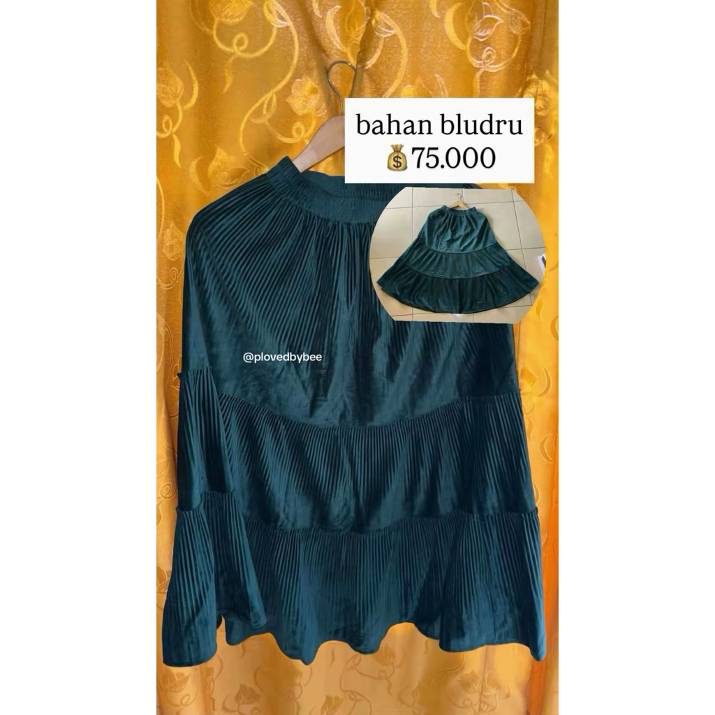 pl rok bahan bludru