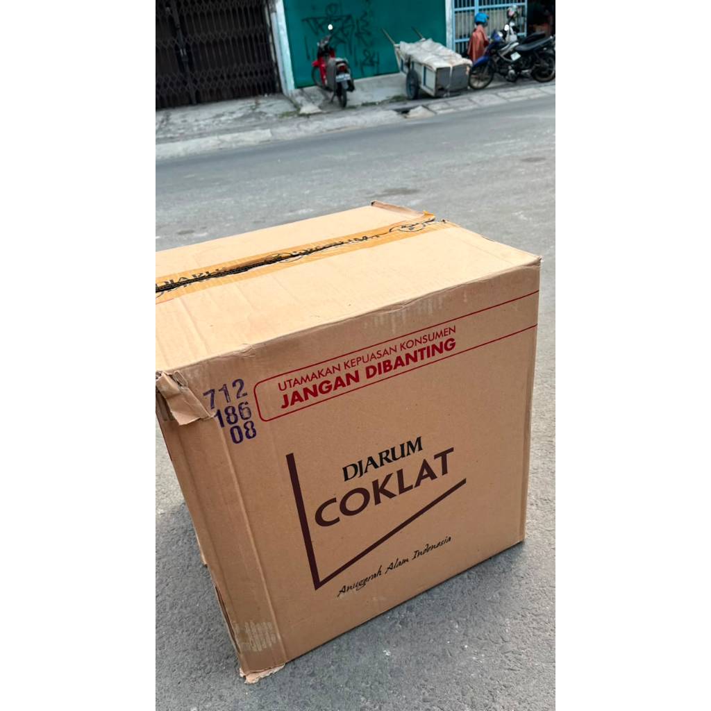 KARDUS UKURAN BESAR 2 PLAY (DJARUM COKLAT) UK. 45 X 38 X 44 KONDISI BEKAS LAYAK PAKAI MASIH BAGUS