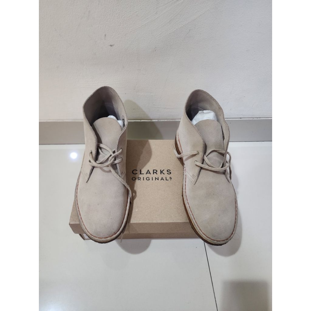 sepatu pria clarks original desert boot sand suede preloved ukuran 42