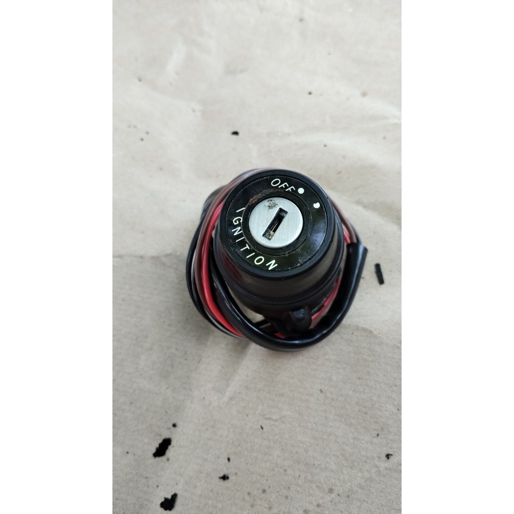 kunci kontak kontak main switch Kontak Yamaha dt100 DT100 dt100x non original NOS