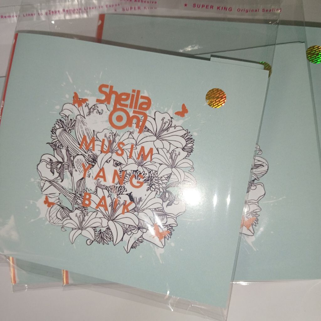 CD Sheila on 7 - Musim Yang Baik (CD Album Audio, CD Musik Album Koleksi)