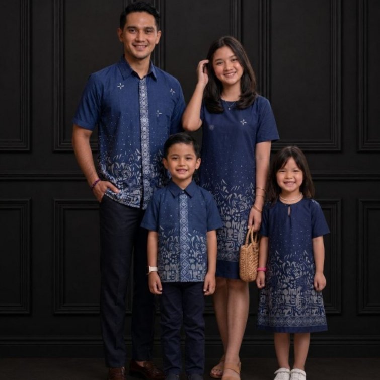 Batik Couple Keluarga Sutena - Baju Natal Couple Nyaman Dipakai, Jahitan Rapi, Model Terbaru