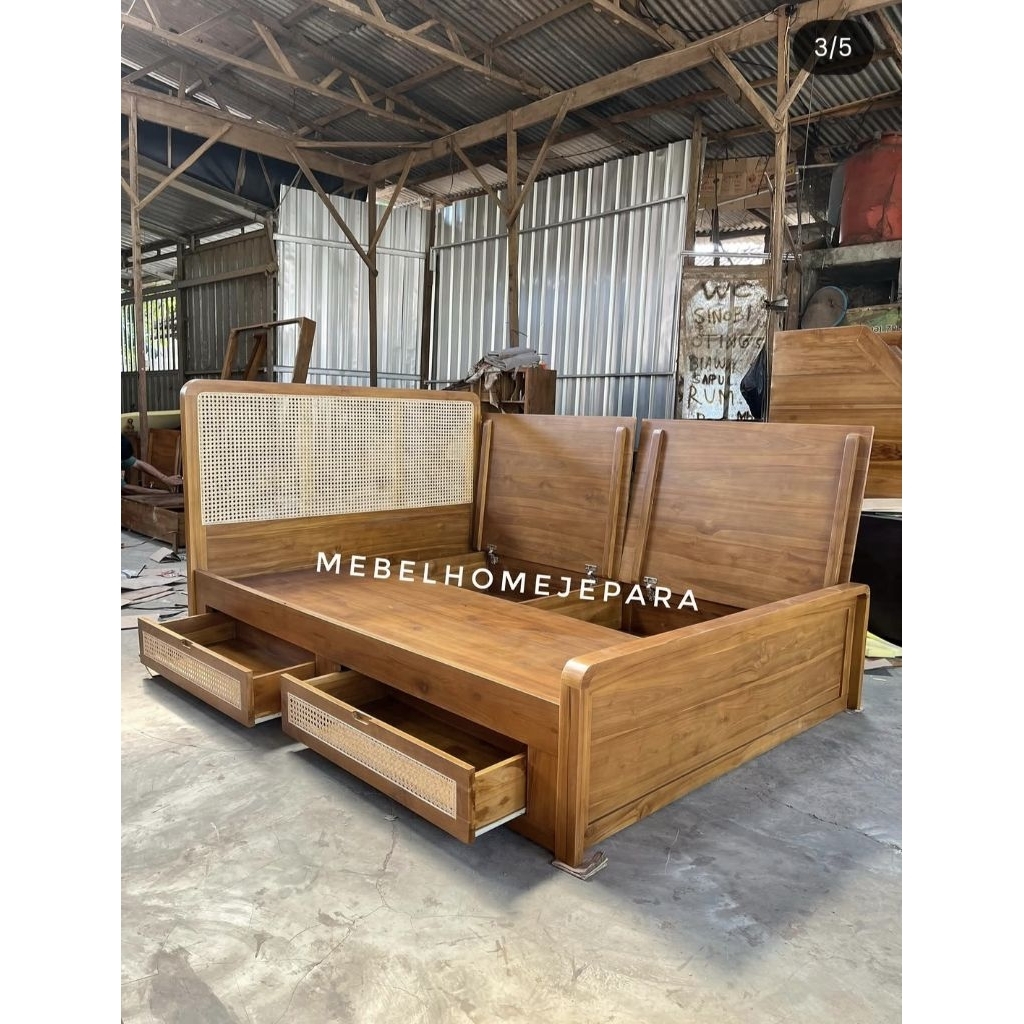 dipan minimalis kayu jati,dipan storage jumbo,dipan jati jepara,dipan jati mix rattan