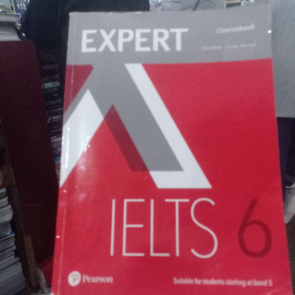 BUKU BEKAS EXPERT IELTS 6