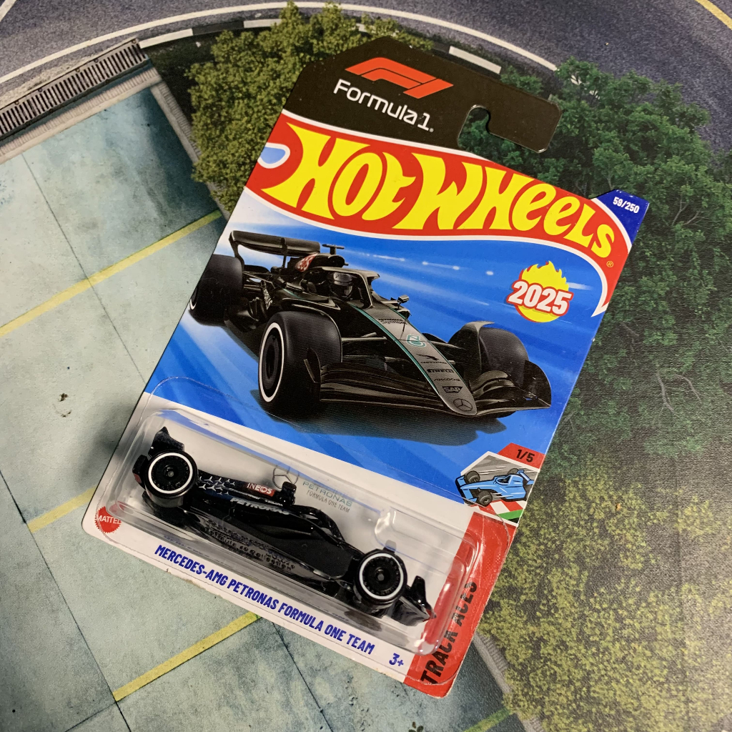 HOTWHEELS F1 MERCY PETRONAS