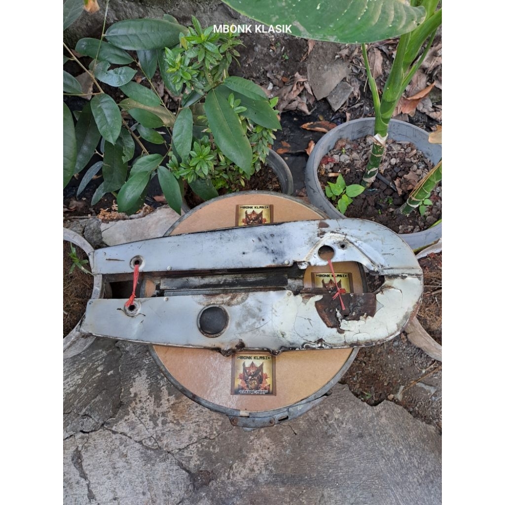 tutup rantai ketengkas astrea prima star astrea 800 ORIGINAL tutup rantai honda prima star astrea 80