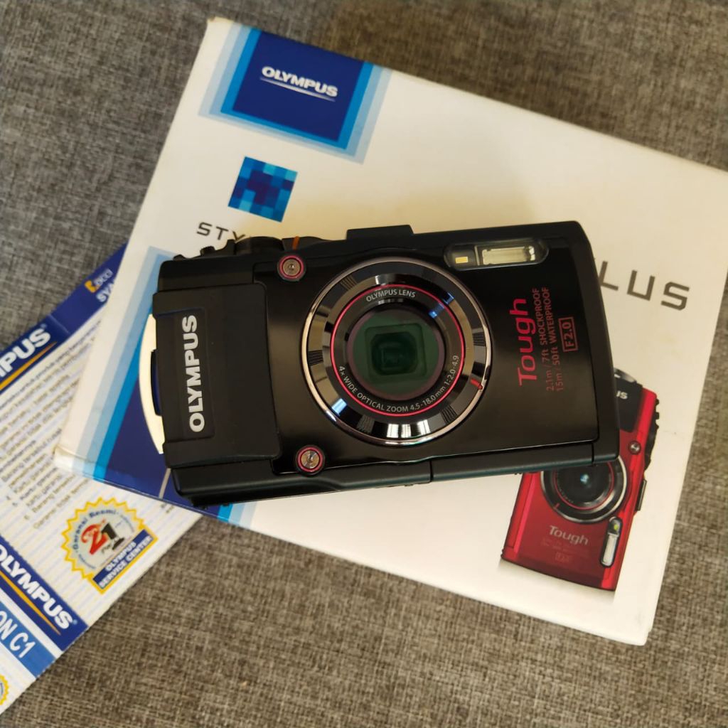 Olympus TG4 TG-4 WiFi GPS Outdoor Kamera Underwater