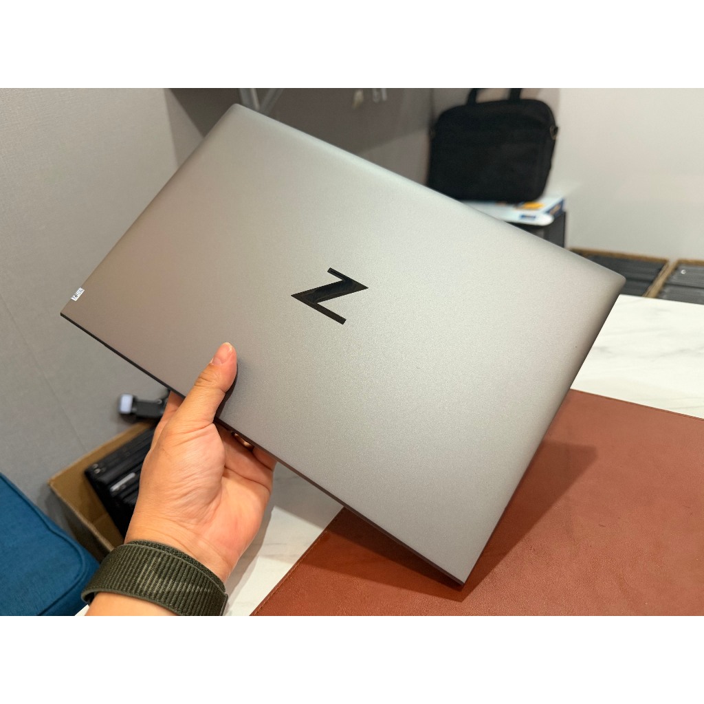 HP ZBOOK FIREFLY 14 G8 CORE I7 1185G7 | RAM 32GB | SSD 1TB | VGA NVIDIA T500 4GB | 14INC