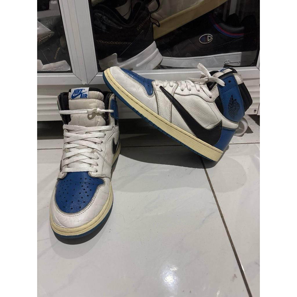 Jordan 1 High ‘Travis-Fragmen” size 43/27.5cm
