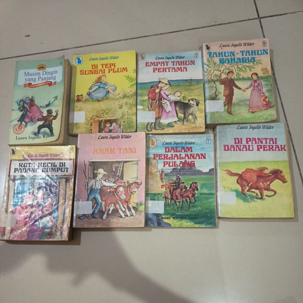 PAKET (8 buku laura ingalls wilder) bahasa Indonesia bekas, rumah kecil di rimba besar, anak tani, r
