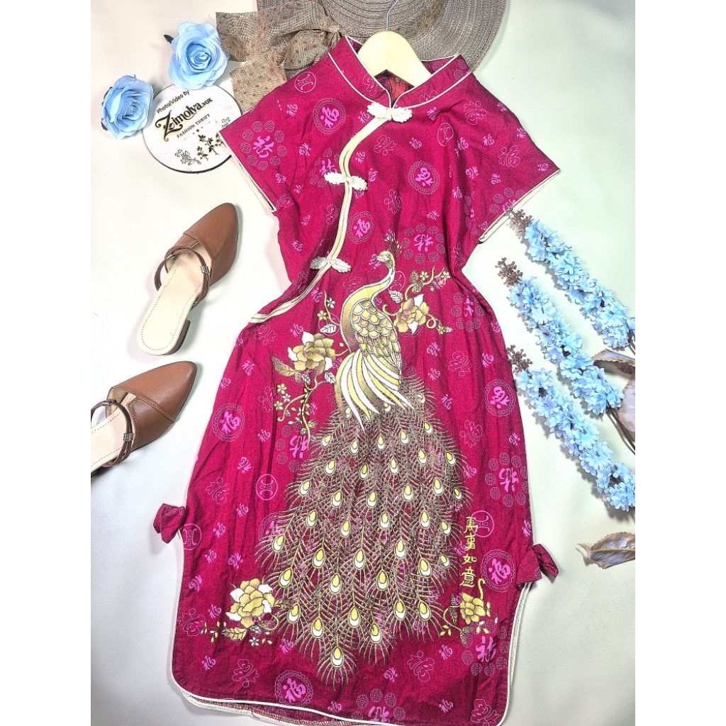 Cheongsam/Qipao/Cheongsam Dress Modern/Cheongsam Fuschia Peacock Dress