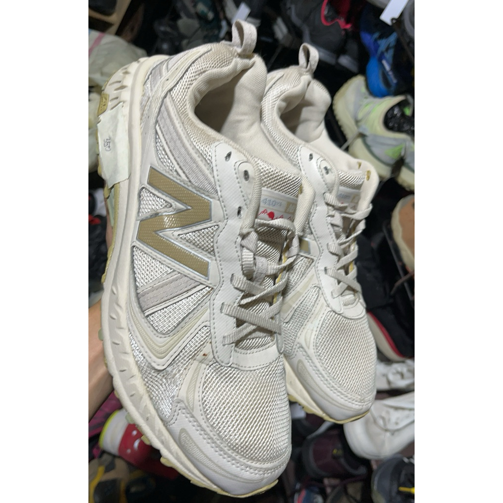 NB 410 v5 SIZE 44,5 PL