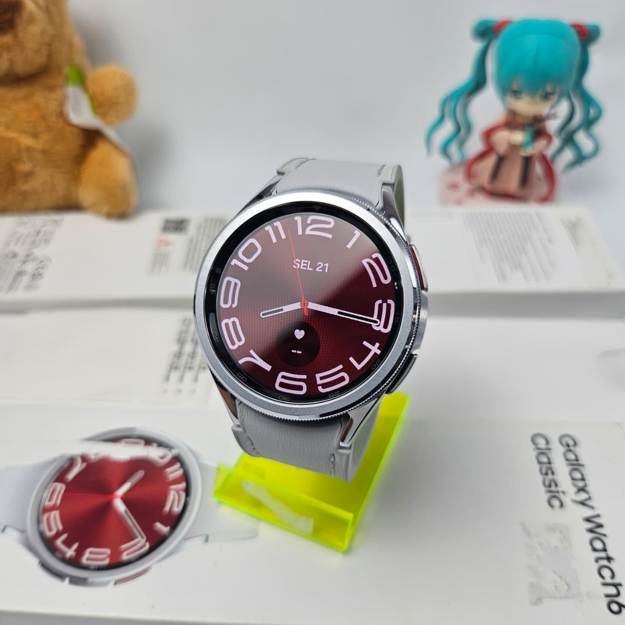 Samsung Galaxy Watch 6 Classic 43mm Silver Bekas Resmi Samsung Indonesia SEIN Mulus tanpa minus