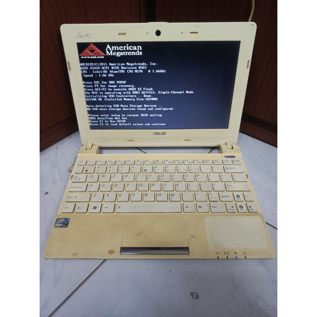 Laptop ASUS Eeee PC 101H