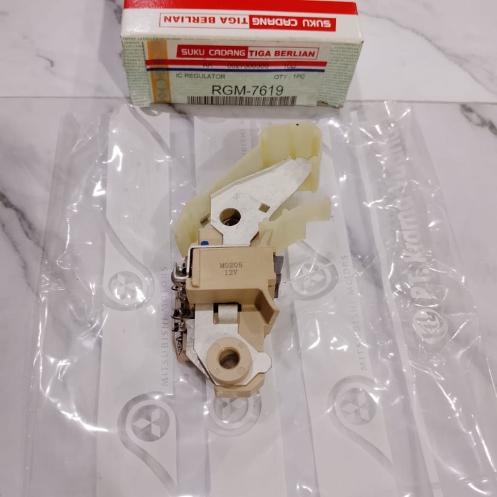 IC ALTERNATOR REGULATOR L300 DIESEL LAMA L038