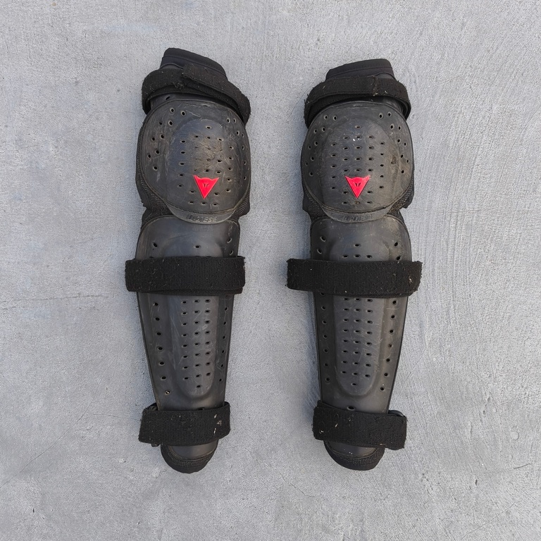 Deker Motor Deker Murah Deker Second Deker Vintage Deker Knee Protector Dainese Motorcycle Racing