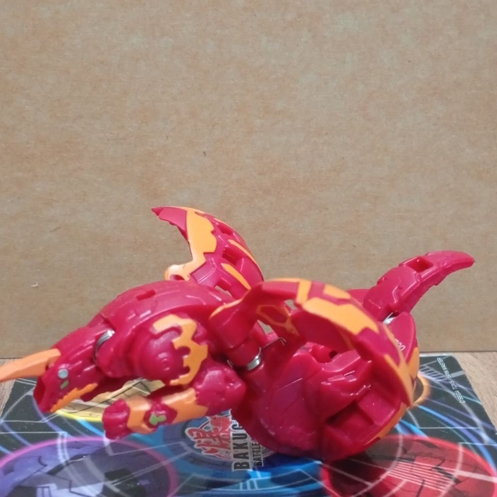 Bakugan Titan Dragonoid