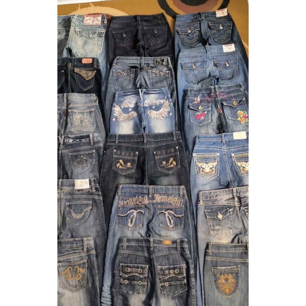 LOW RISE JEANS , FLARE JEANS, BOOTCUT JEANS & Y2K JEANS