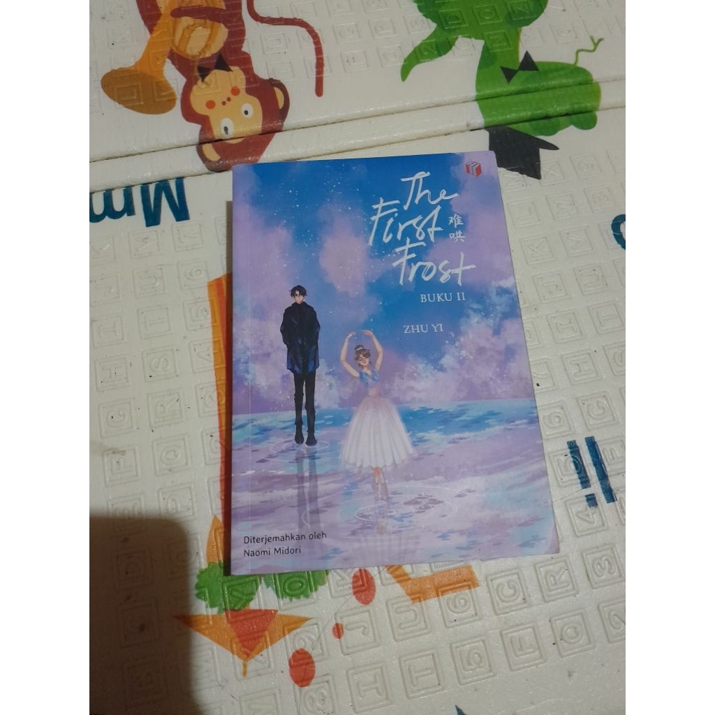 The First Frost Buku 2