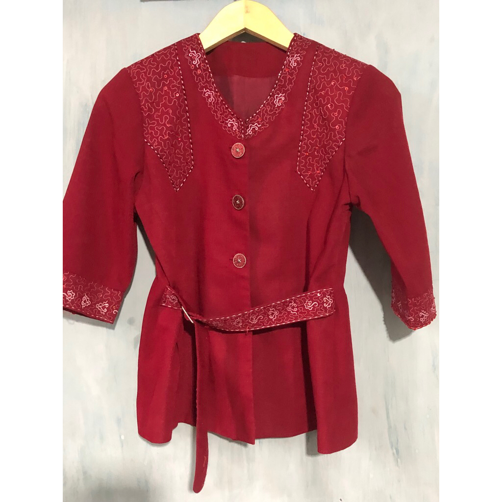 preloved blazer merah