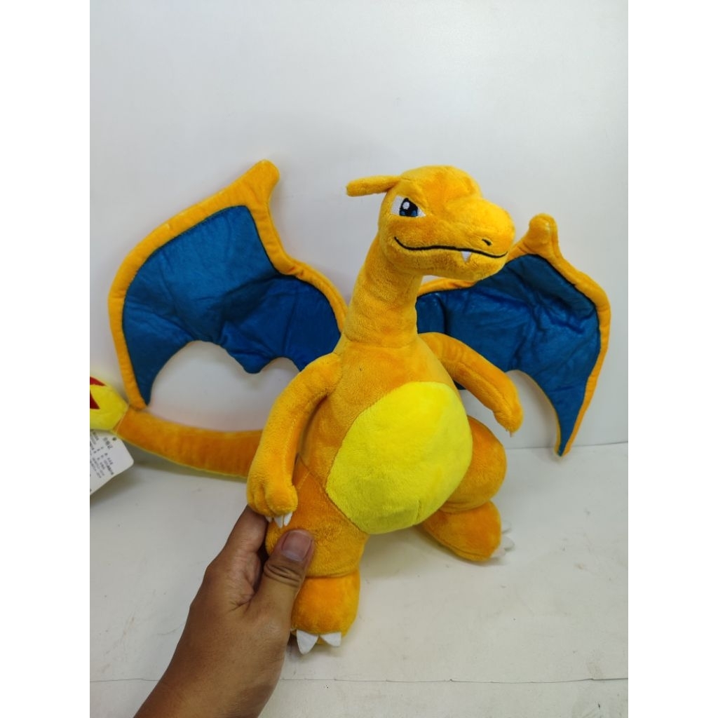 boneka charizard pokemon api original charizard