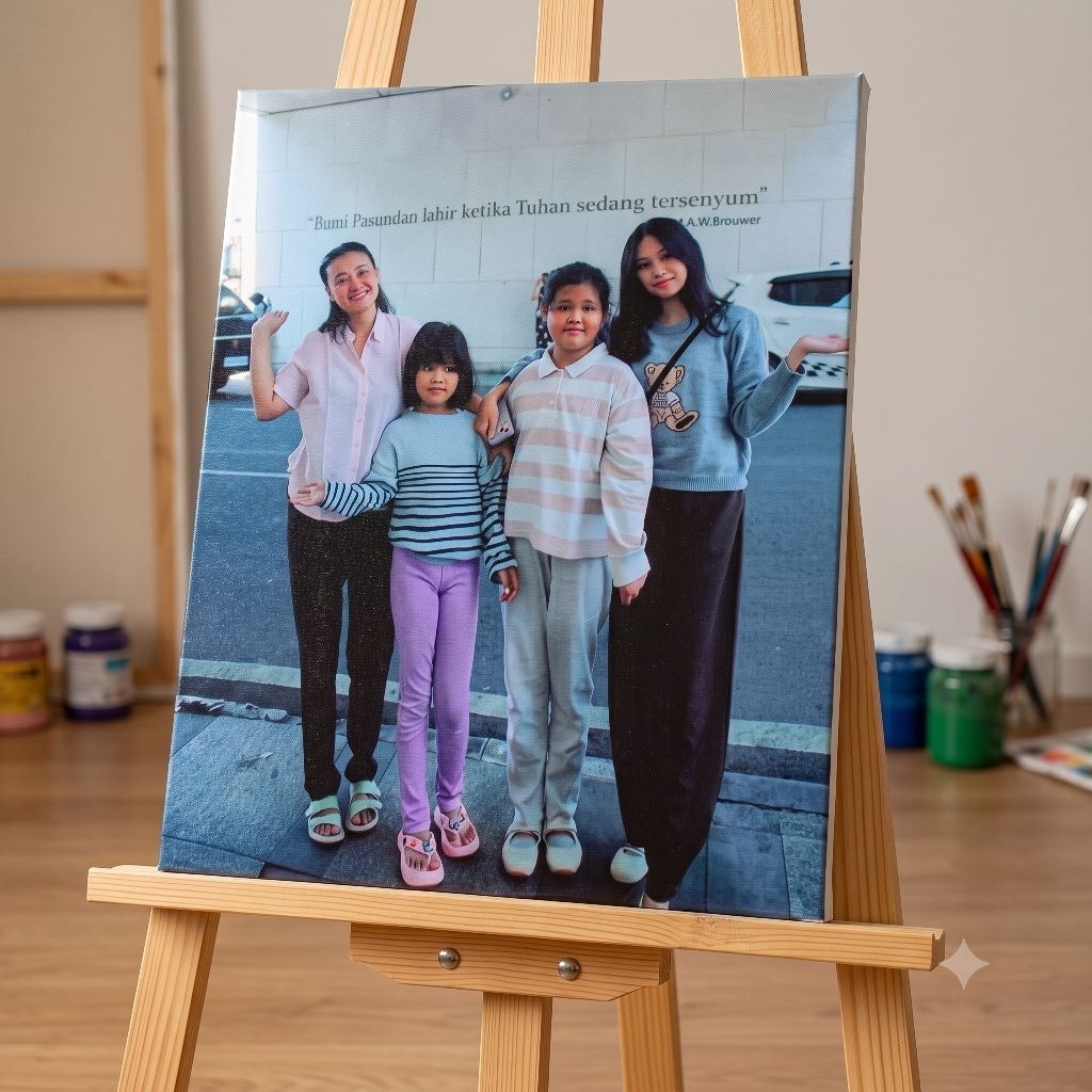 cetak foto kanvas lukisan | cetak foto kain kanvas | foto kanvas bingkai soanram