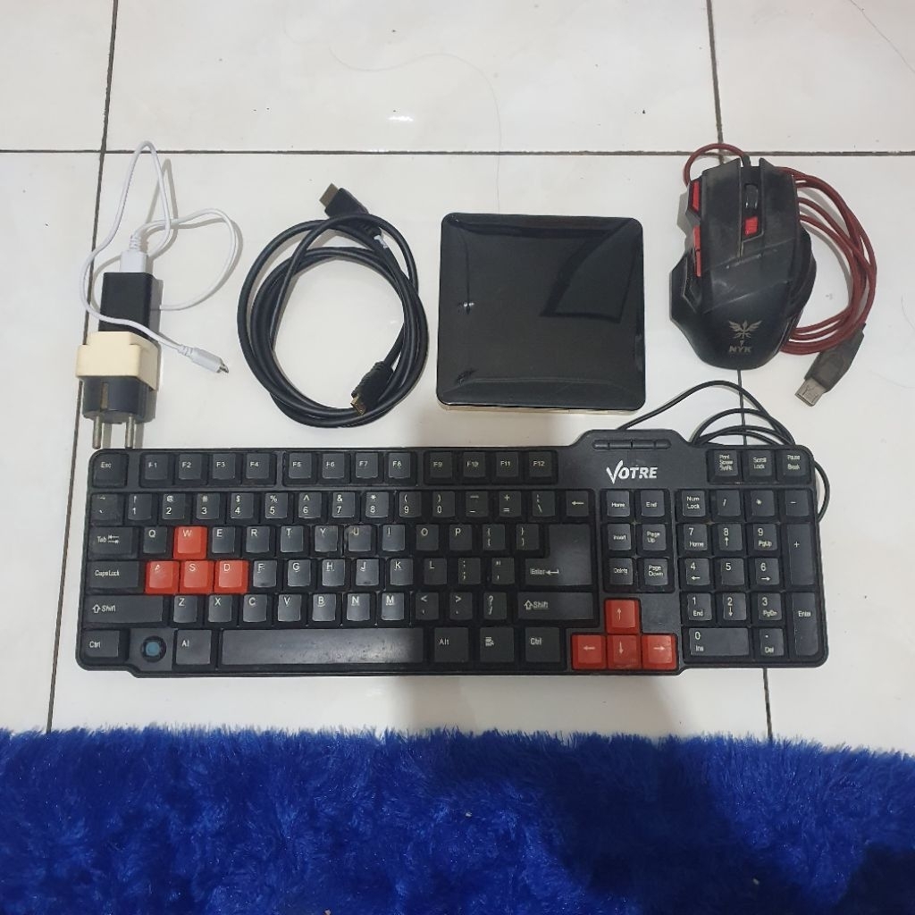 Mini pc intel atom 4 core, model DS-693F