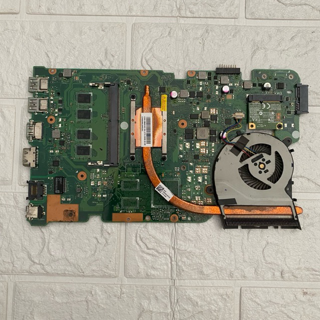 Montheboard  Laptop  Asus A555L AMD A9