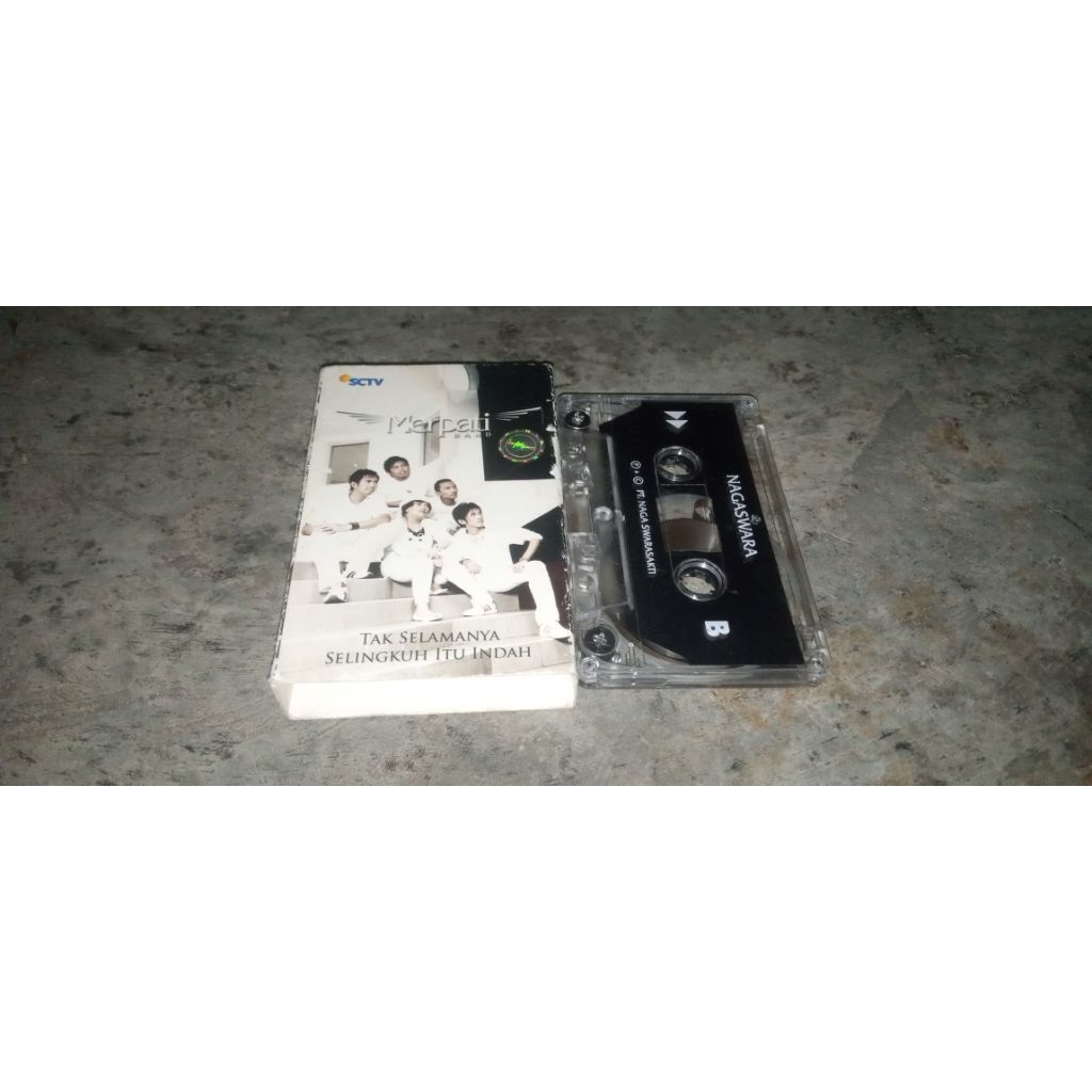 kaset pita tanpa cover Merpati band