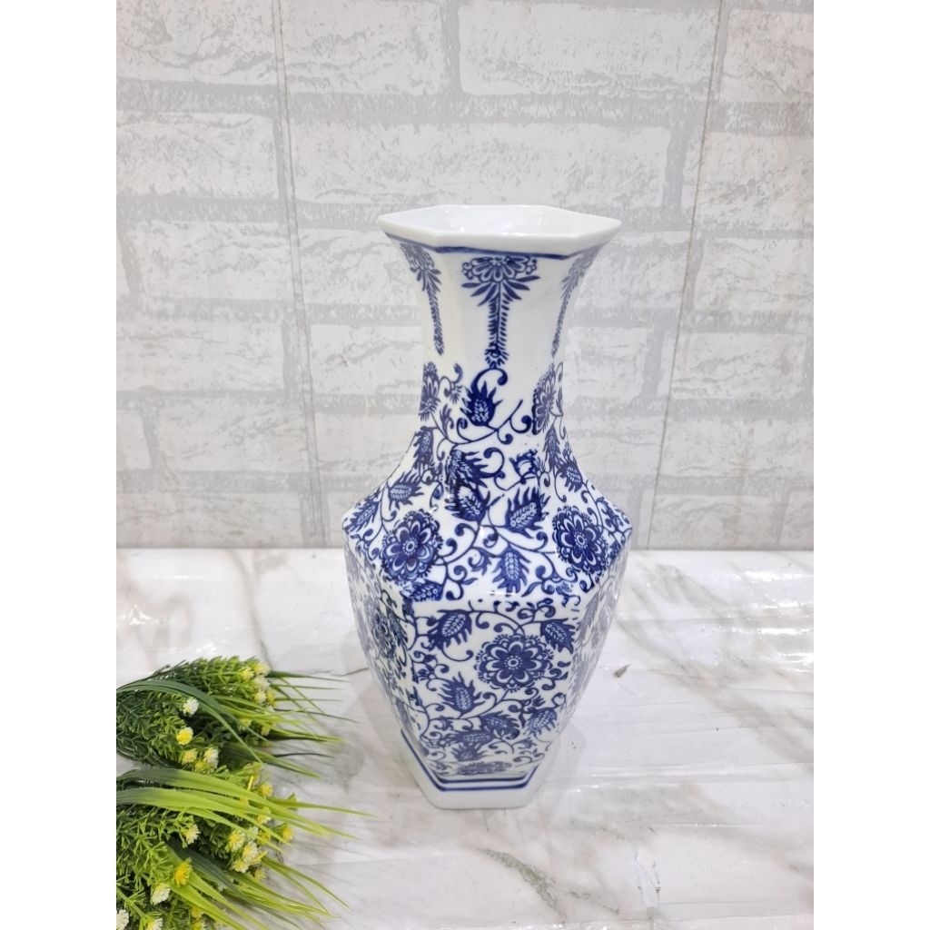 Vas bunga guci pajangan keramik/guci vas  biru putih tinggi 32 cm