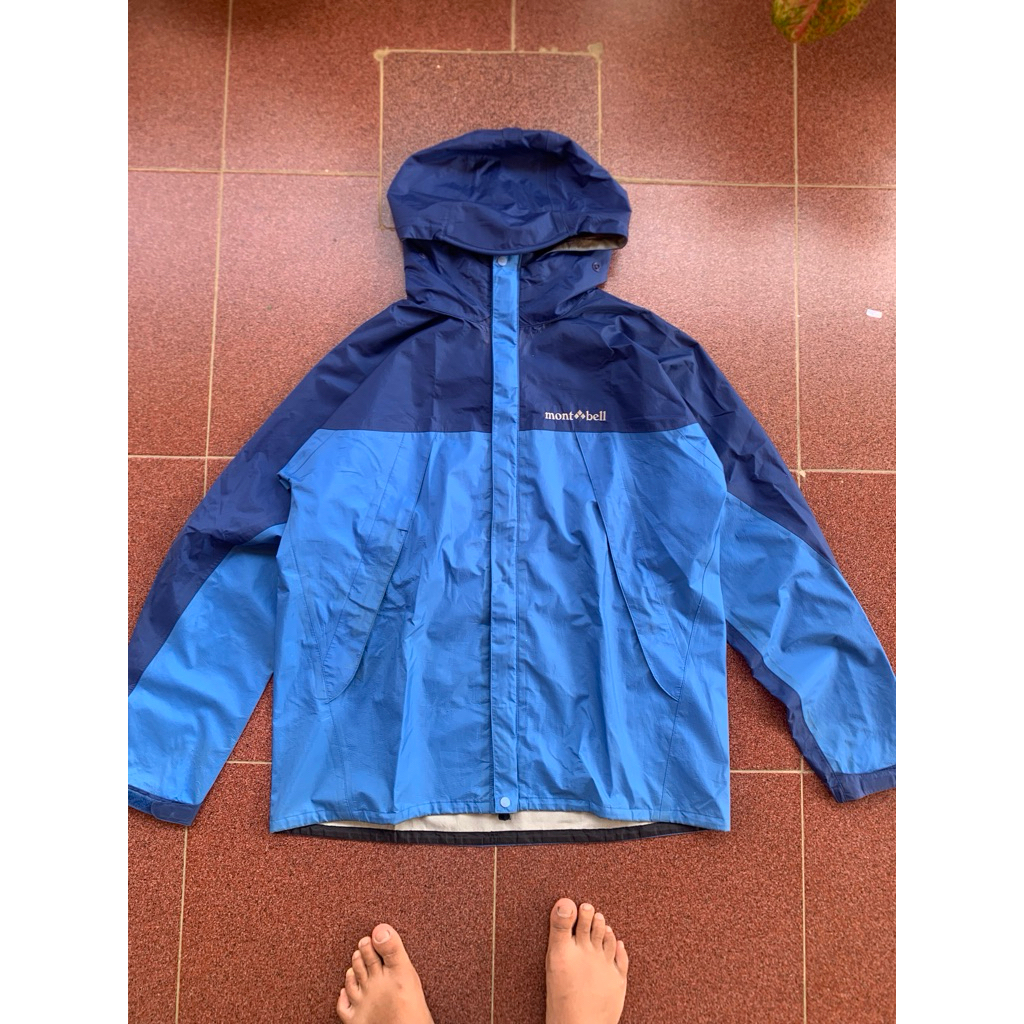jaket outdoor waterproof anti air goretex pria wanita summit windstopper brand montbell ultralight