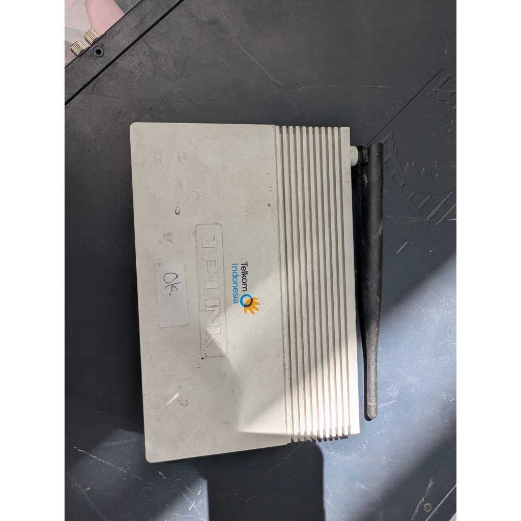 Modem Router TP-Link TD-W8101G 54Mbps ADSL2+ Bekas Normal - Unit Only