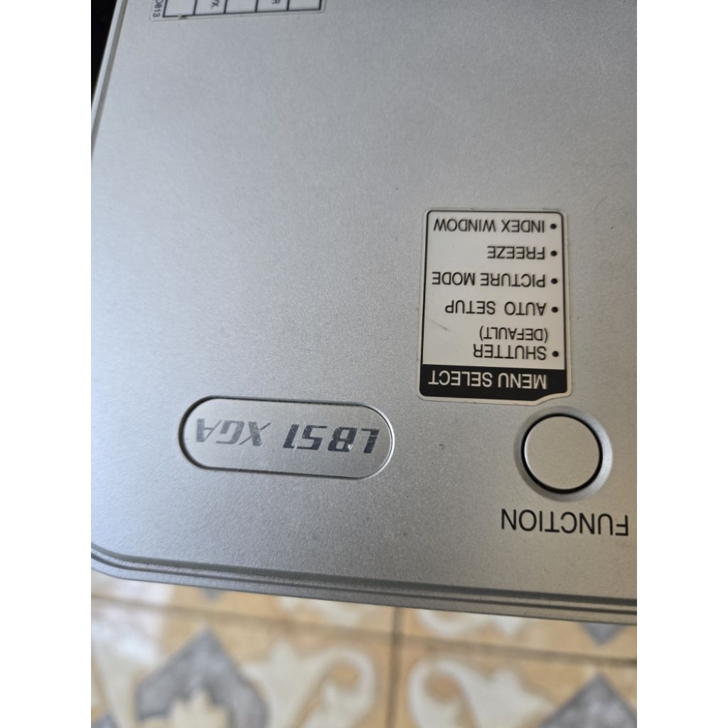 infocus Panasonic 1300Lumen portable mulus jam masih panjang