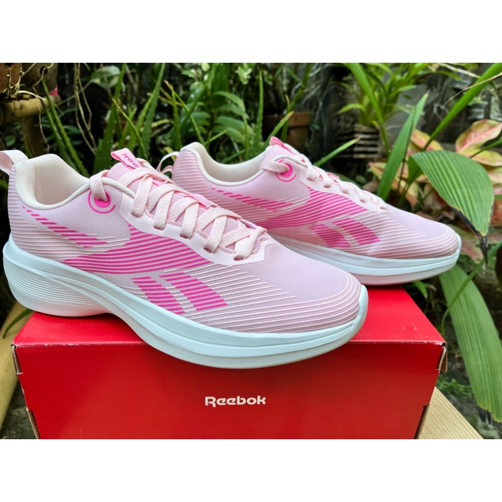 Sepatu Running Reebok Apex Storm  Women Size 36, 37,5 38 38,5 39 40,41 Original Sale SportStation