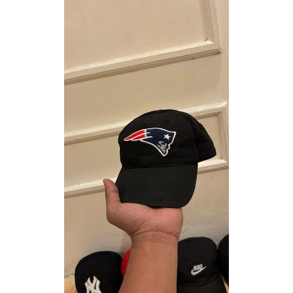 topi second nfl patriot stelan felcro