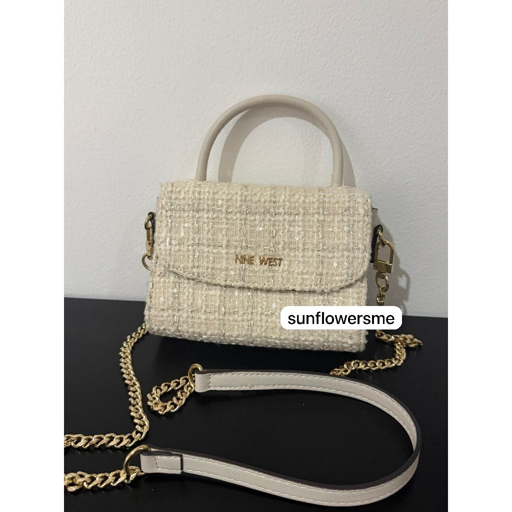 nine west sling bag