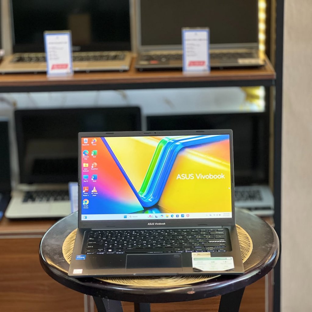 EXTRA DISKON ASUS VIVOBOOK A1404ZACORE I5-1235U/SSD512GB/RAM8GB/BERGARANSI