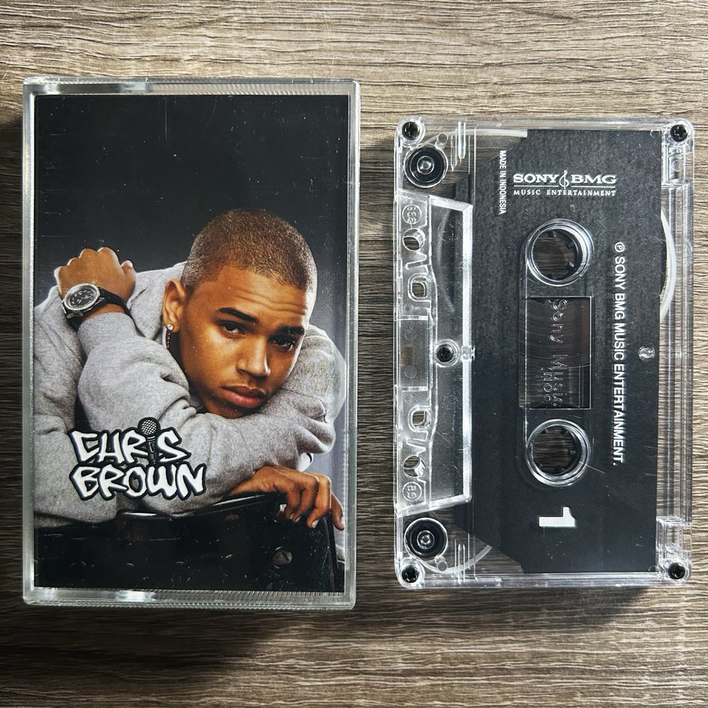 Kaset Chris Brown - Chris Brown