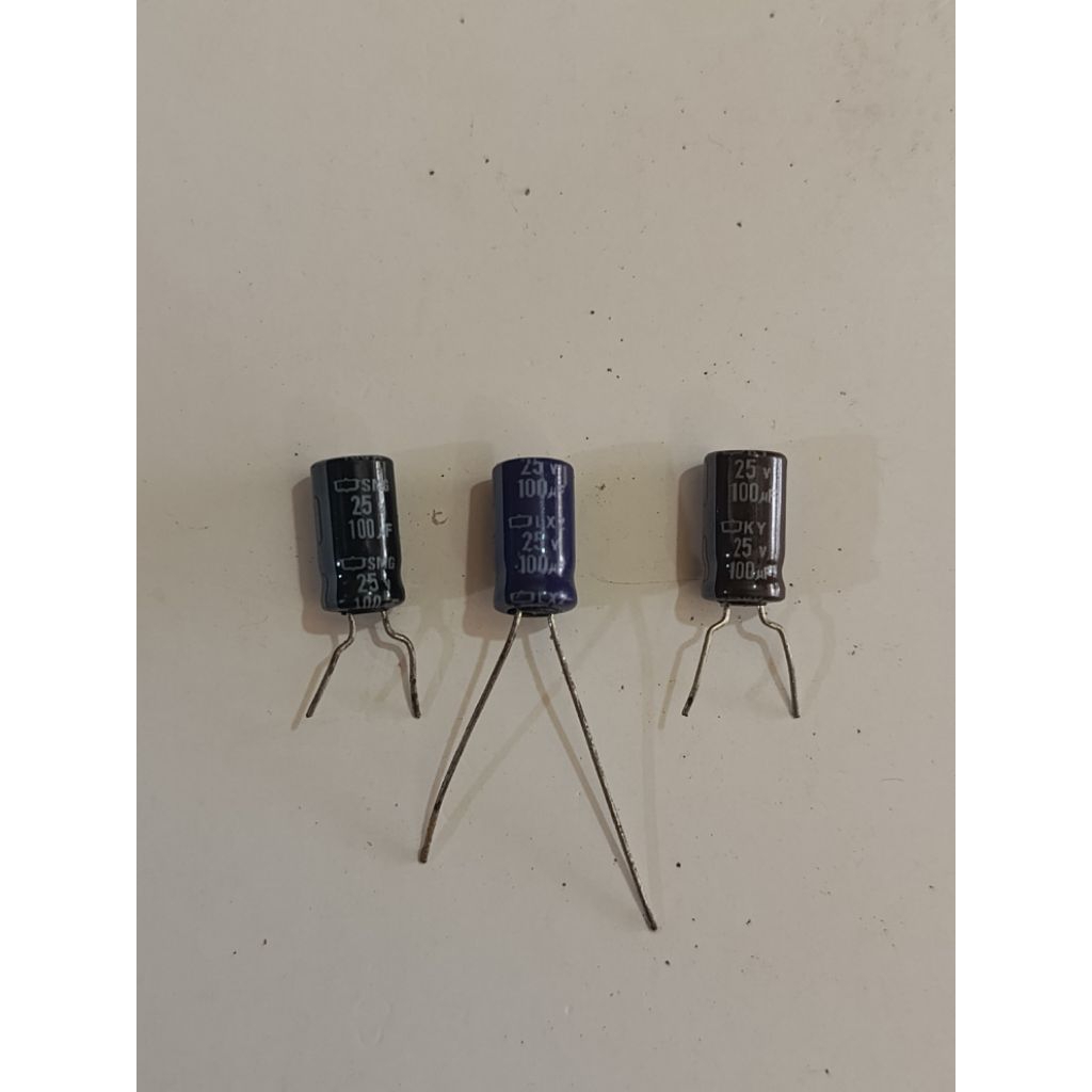 elco 100uf/25v