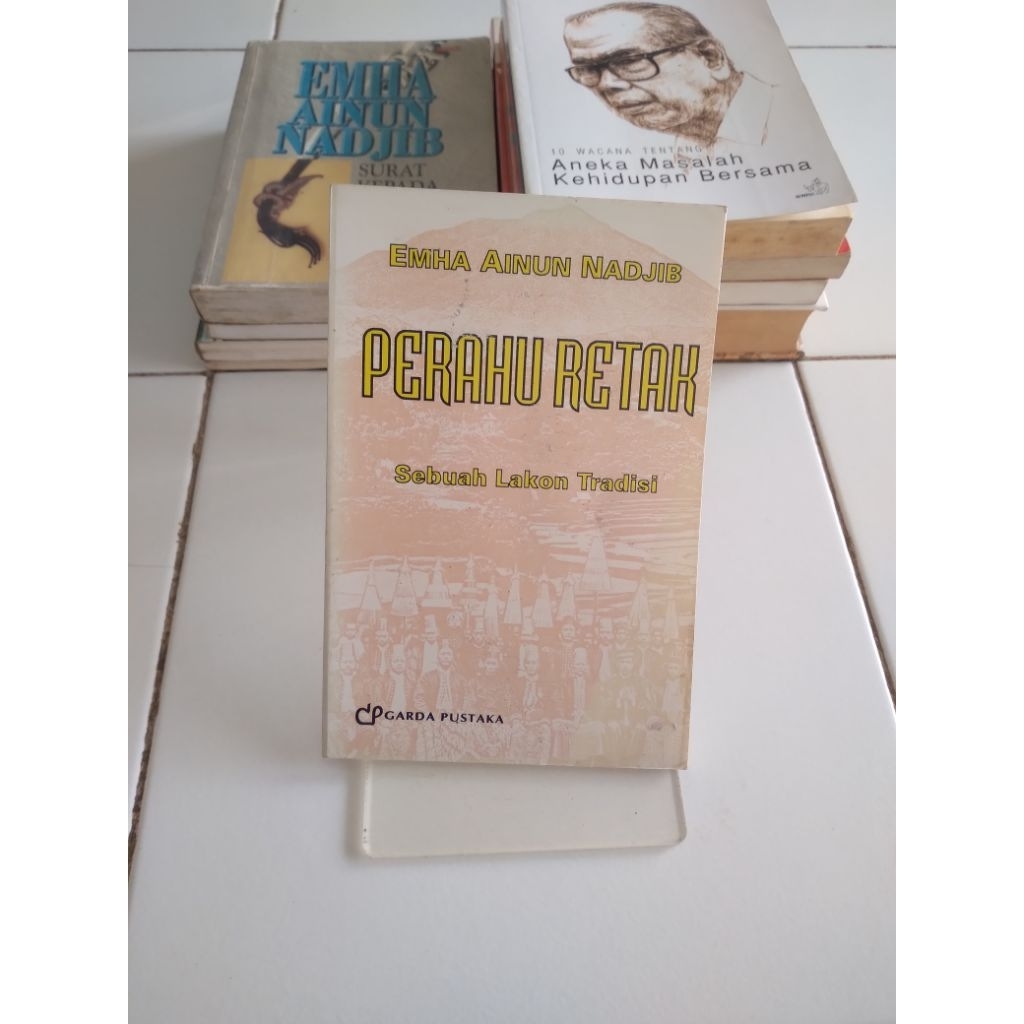 emha ainun nadjib perahu retak