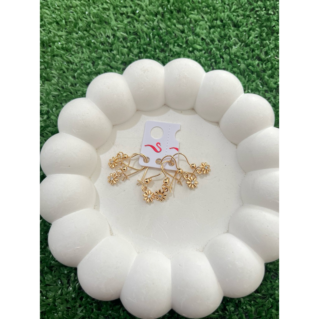 LUXURY Anting gantung Xuping bunga gold kecil