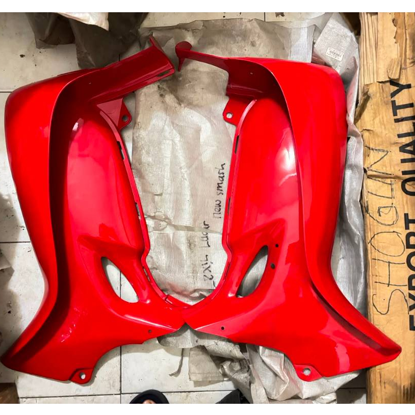 Cover Sayap Tebeng Legshield Sayap Luar Kanan Kiri 1 Set Merah Suzuki Smash New 110 Original SGP NOS