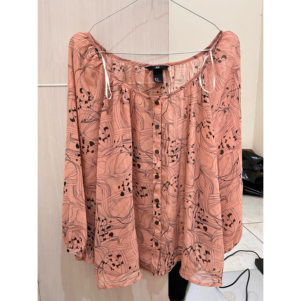outer peach salmon hnm