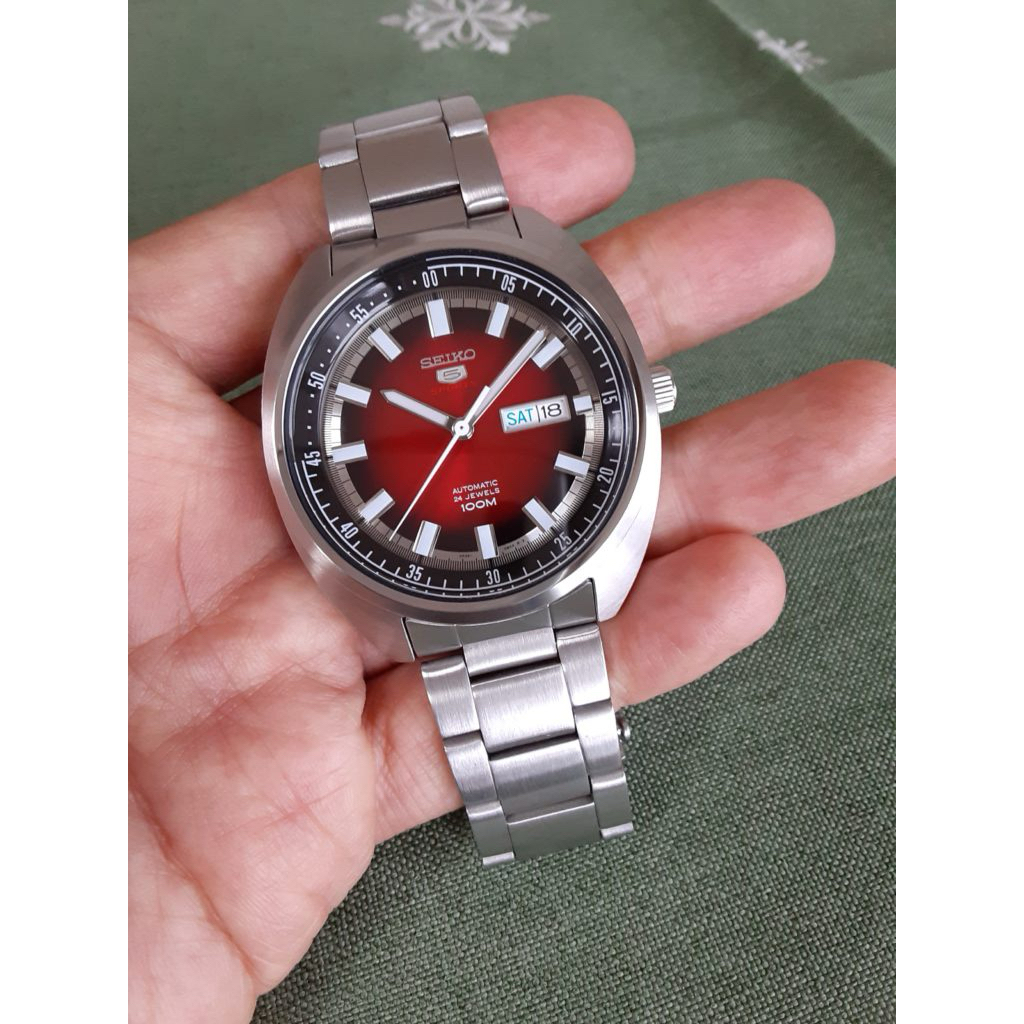 JAM TANGAN PRIA SEIKO 5 SPORTS SRP17K1 TURTLE DAY-DATE