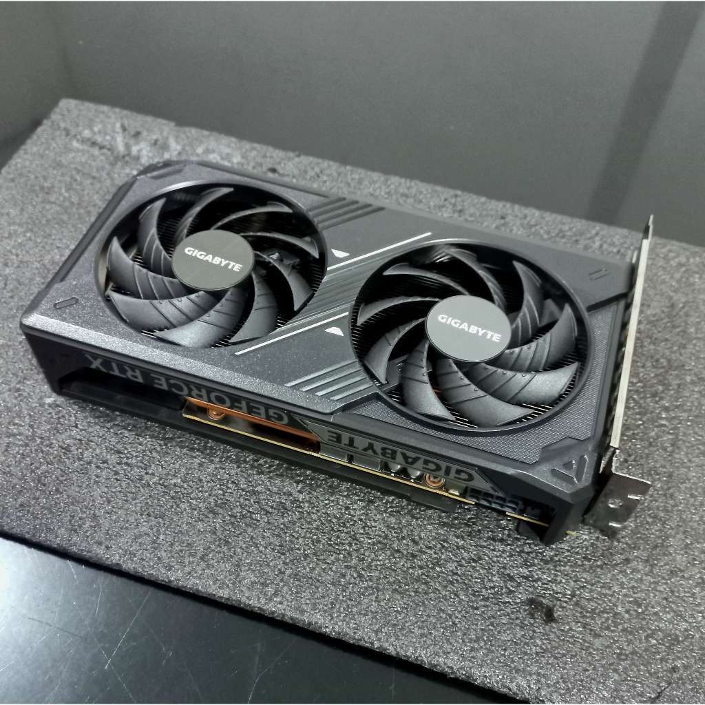 GIGABYTE GEFORCE RTX 5050 8GB GDDR6 WINDFORCE OC VGA GPU SECOND BEKAS GARANSI RESMI NJT